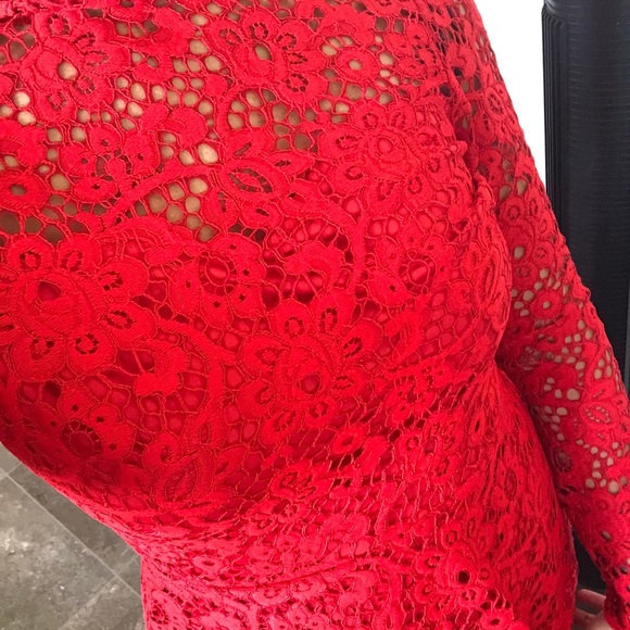 Misguided lace long sleeve dress - Picture 3 of 6